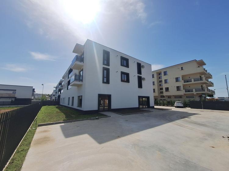 Spațiu comercial, de 275 mp, în Tunari