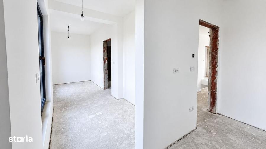 Casă cu 4 camere cu Teren 634 Mp în Ghiroda