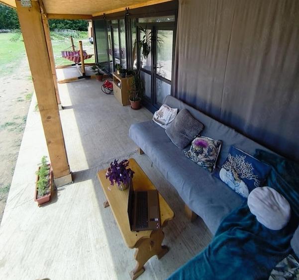 Casă cu Teren 2710 Mp în Polovragi