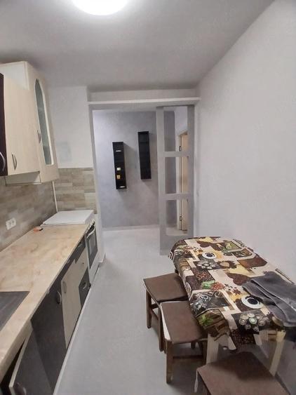 Apartament cu 2 camere decomandat în Astra