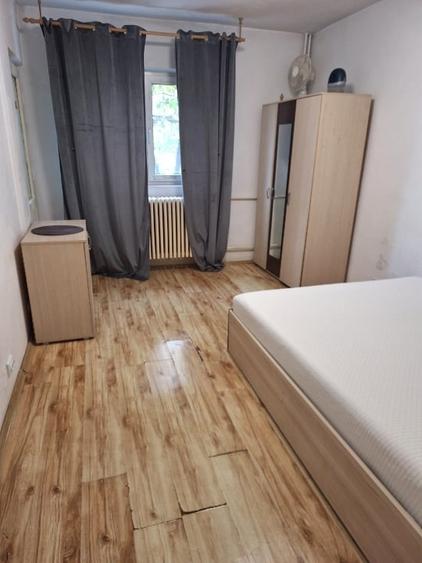 Garsonieră decomandată în Tătărași