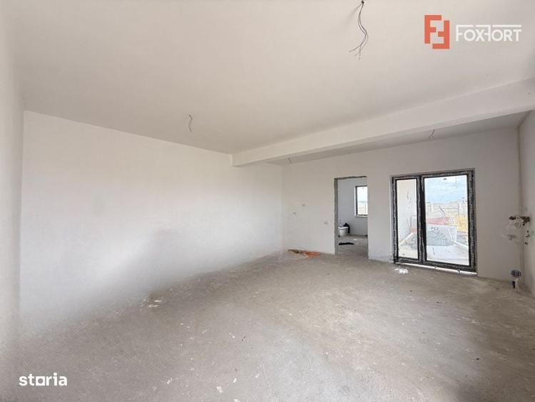 Casă cu 3 camere în Săcălaz