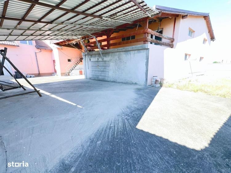 Spațiu comercial, de 300 mp, în Central