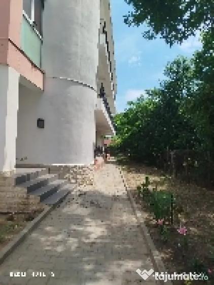 Garsonieră decomandată în Exterior Vest