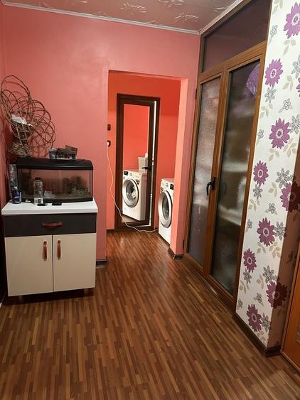 Apartament cu 2 camere decomandat în Rovinari