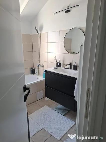 Apartament cu 2 camere semidecomandat în Florești