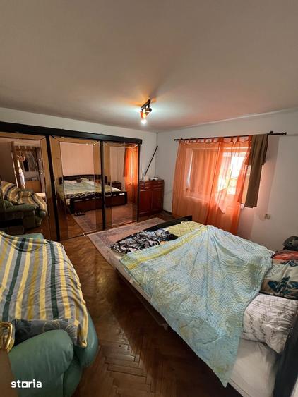 Casă cu 3 camere cu Teren 420 Mp în Burdea