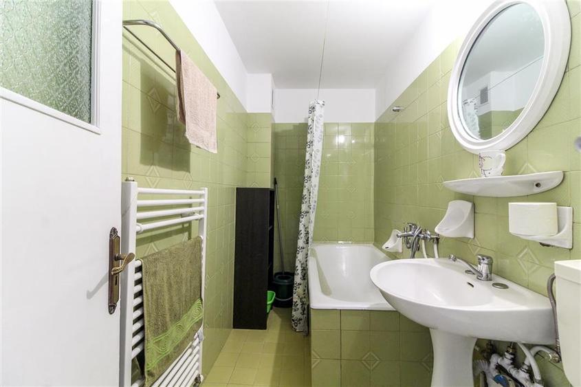 Apartament cu 2 camere decomandat, mobilat în Plopilor