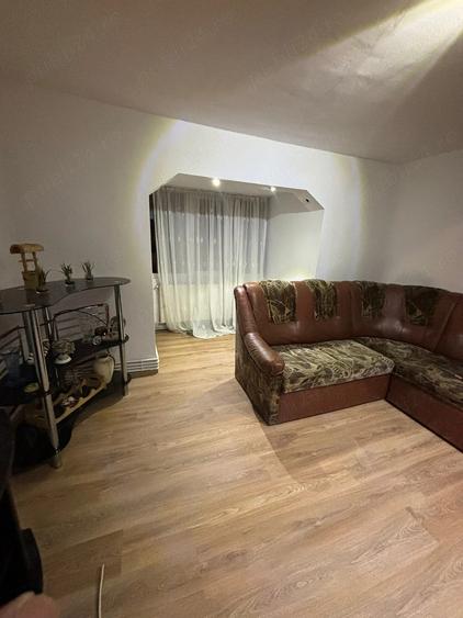 Apartament mobilat ?i utilat complet proaspat renovat zona Petru Rare? - 9