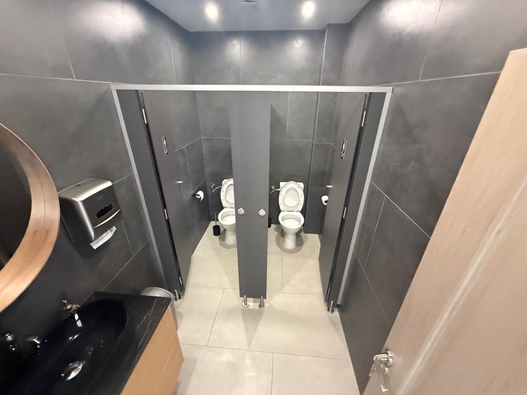 Spațiu comercial, de 80 mp, în Central