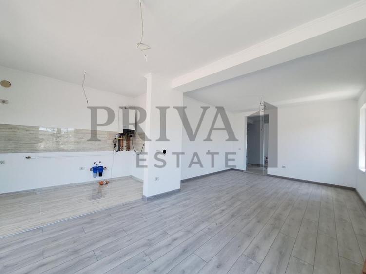 Duplex cu 3 camere cu Canalizare în Urseni