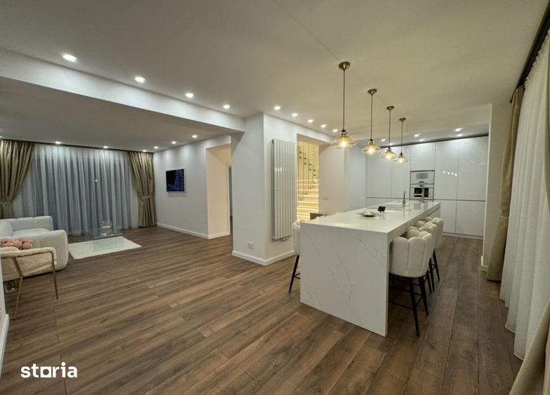Casă cu 5 camere cu Teren 425 Mp în Mărăști