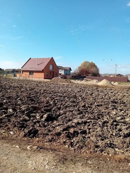 Teren de 1853 mp, în Lunca Calnicului