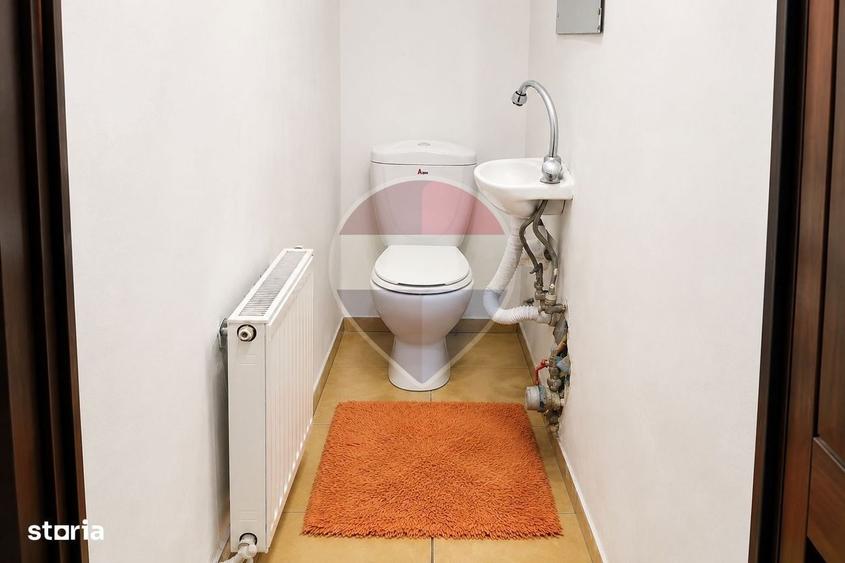 Apartament cu 3 camere în Centrul Civic