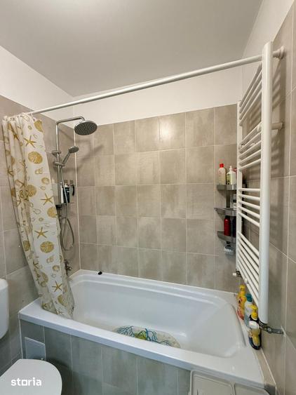 Apartament cu 3 camere în Metalurgiei