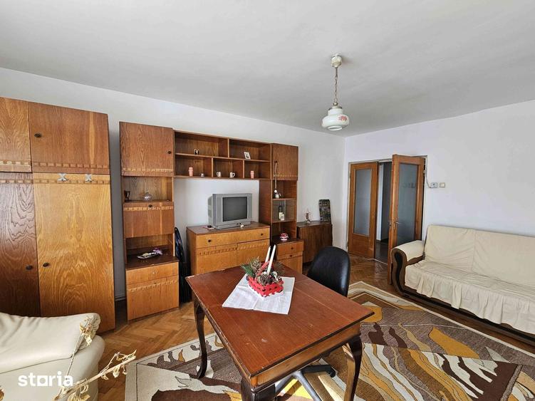 Apartament cu 2 camere decomandat în 9 Mai