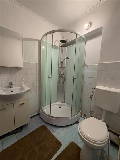 Apartament cu 3 camere decomandat, mobilat în Gară