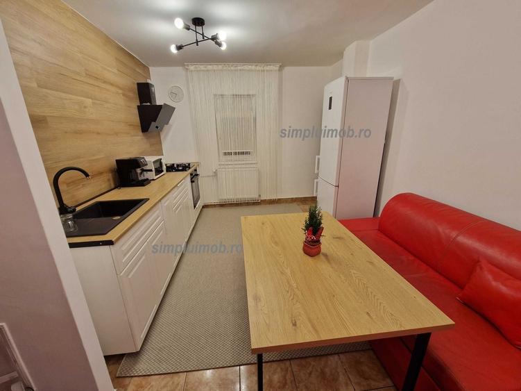 Apartament cu 3 camere decomandat în Lujerului