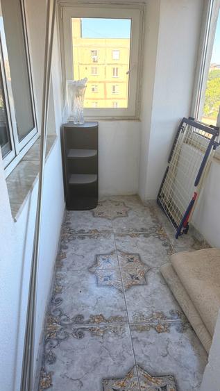 Apartament cu 4 camere decomandat în P-ța Muncii