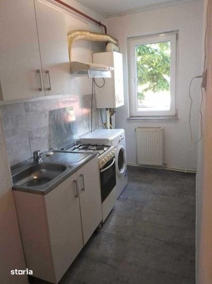 Inchiriez apartament 2 camere - 1
