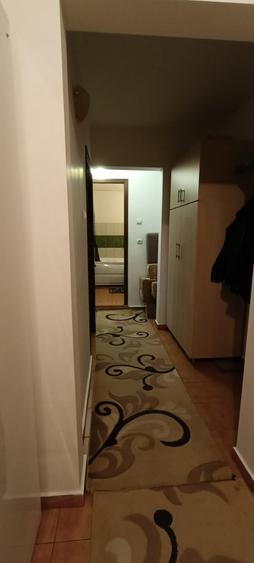 Apartament cu 3 camere decomandat, mobilat în Păcurari