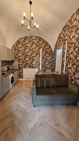 Apartament o camera în zona 21 Decembrie - Sora - 1