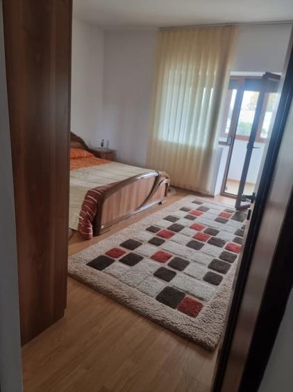 Duplex cu 4 camere cu Garaj în Gălănești