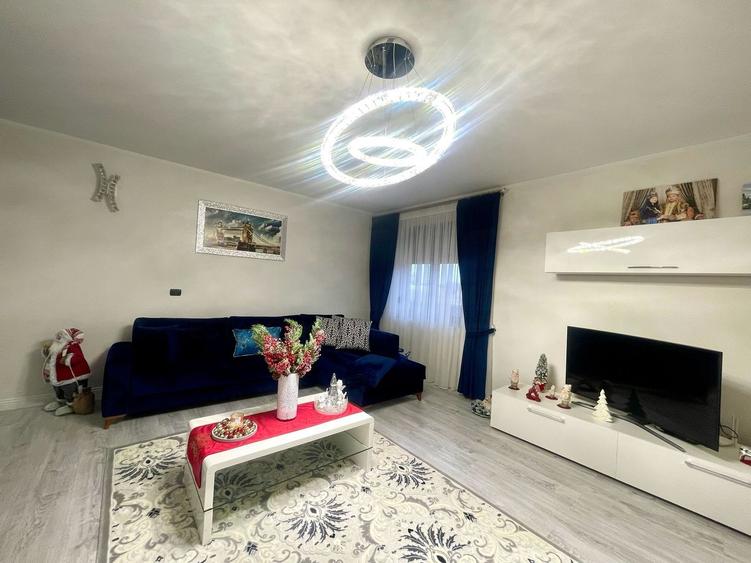Casă individuală cu 4 camere cu Canalizare în Marginea