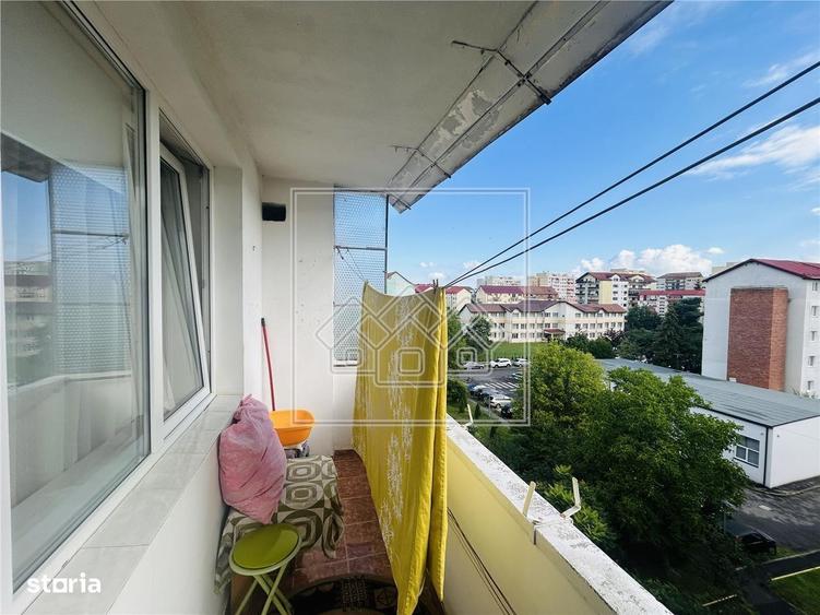 Ap decomandat, 3 camere, balcon, pivnita - N. Iorga - 9