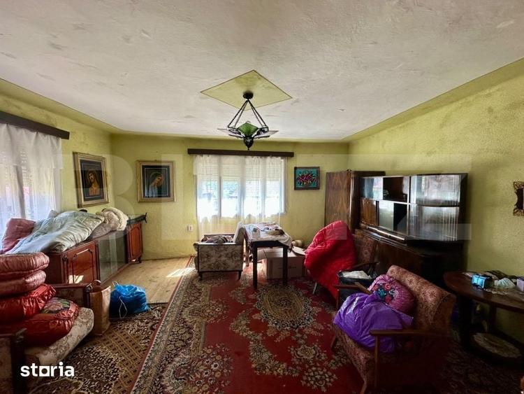 Casă cu 4 camere cu Teren 5049 Mp în Central