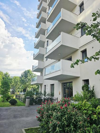Apartament cu 2 camere decomandat în Băneasa