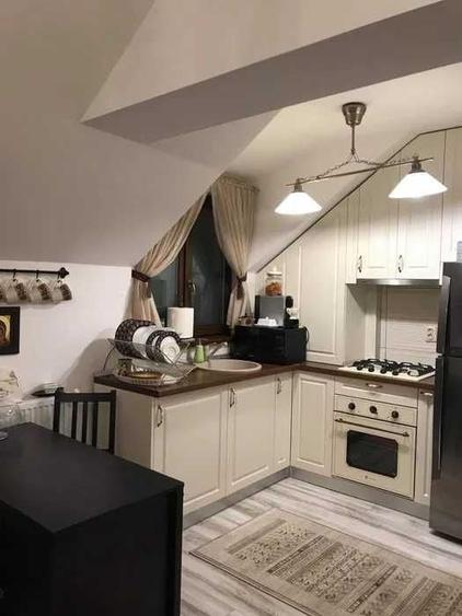 Apartament cu 3 camere decomandat în Bucium