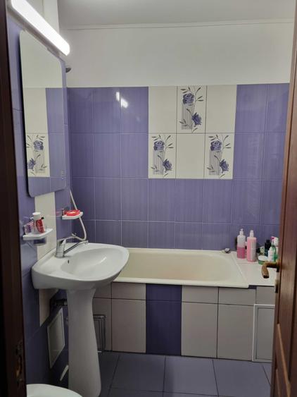 Apartament cu 3 camere decomandat în Popa Șapcă