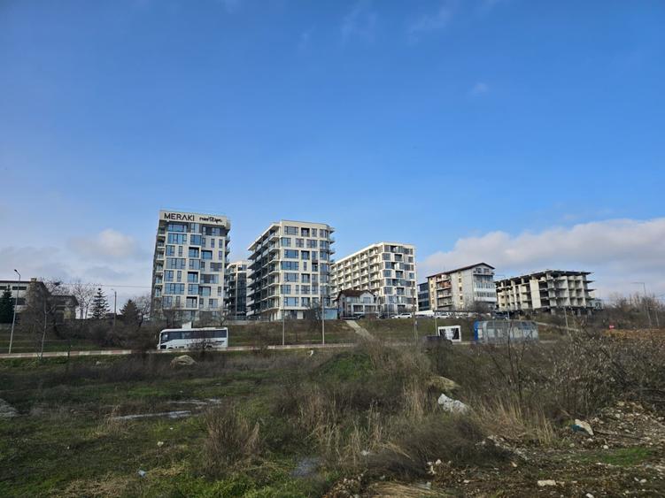 Teren Construcții intravilan de 1200 mp, în Nord