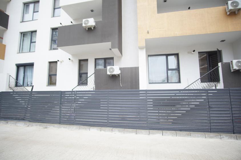 Apartament cu 2 camere nedecomandat în Apărătorii Patriei