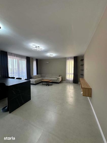 Apartament cu 3 camere în Micro 16