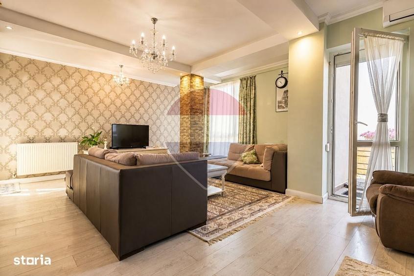 Apartament cu 3 camere decomandat în Păun