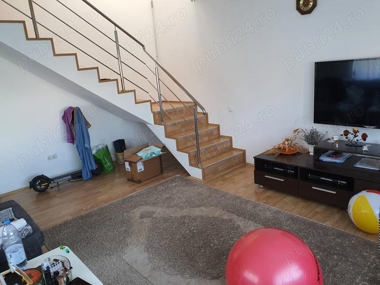 Casă cu 6 camere cu Teren 500 Mp în Central