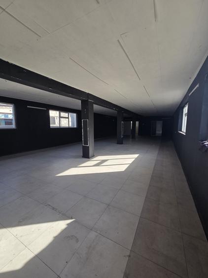 Spațiu comercial, de 380 mp, în Central