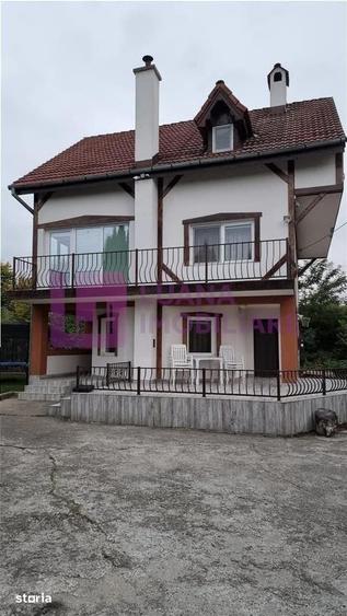 Casă cu 6 camere cu Teren 800 Mp în Central