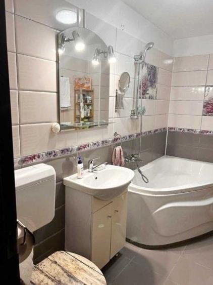 Apartament cu 2 camere decomandat, mobilat în Sebastian