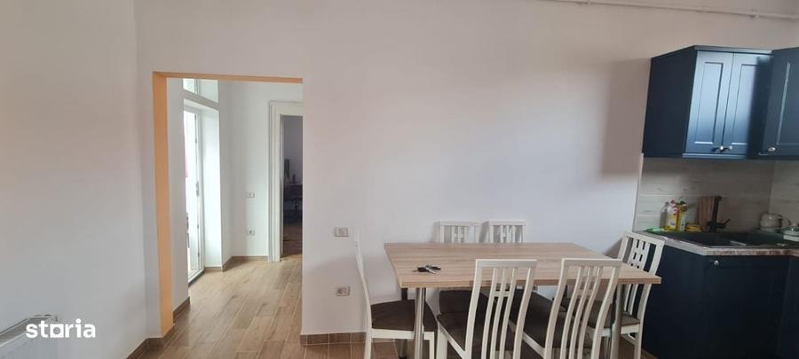 Apartament cu 4 camere în Centrul Civic