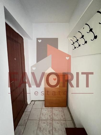 Apartament cu 2 camere semidecomandat în Șagului