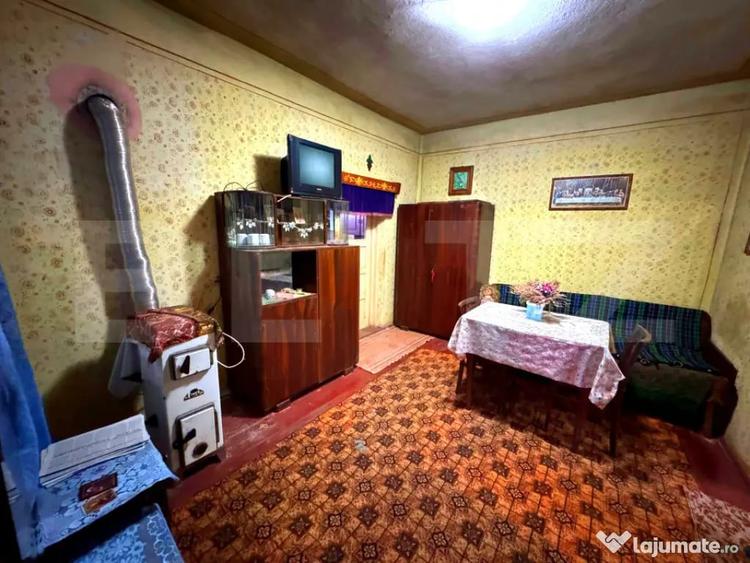 Casă cu 2 camere cu Teren 477 Mp în Central