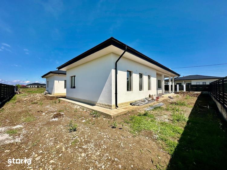 Casă cu 3 camere cu Teren 350 Mp în Miroslava