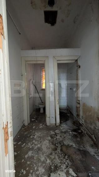 Casă cu 5 camere cu Teren 1216 Mp în Central