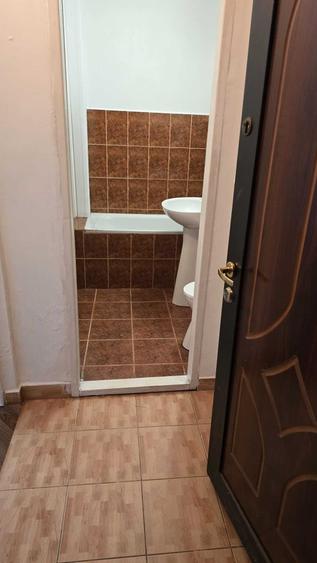 Garsonieră decomandată în Exterior Vest