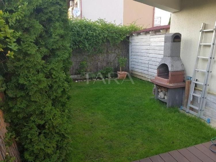 Duplex cu 4 camere cu Canalizare în Andrei Mureșanu