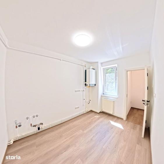 Apartament cu 2 camere decomandat în Sud