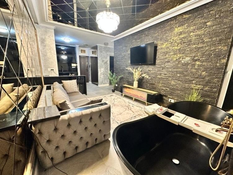 Apartament cu 2 camere decomandat în Tătărași